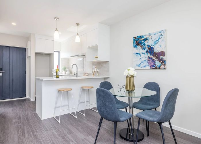  at 4/8 Blanes Road, Weymouth, Manukau City, Auckland