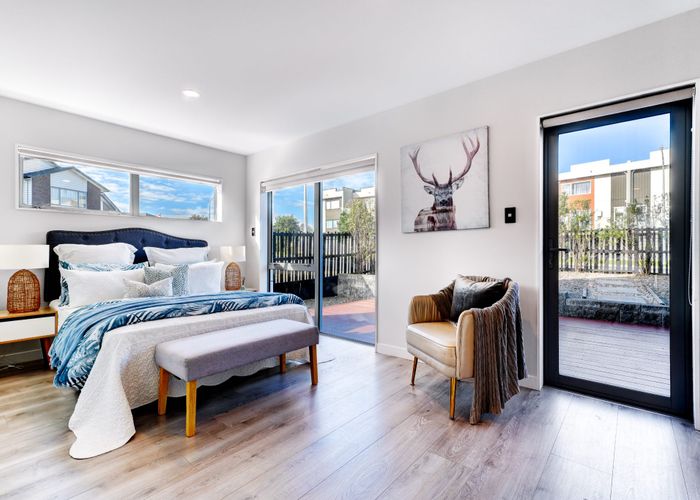  at 2 Meritage Lane, Te Atatu South, Waitakere City, Auckland