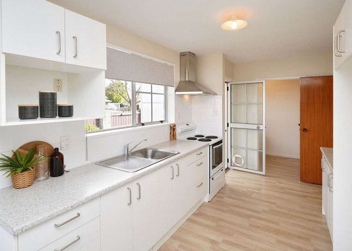  at 4 Daytona Place, Parklands, Christchurch City, Canterbury