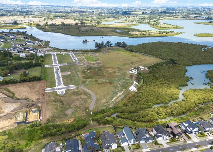  at 29 Taipahitini Road, Rosehill, Papakura, Auckland