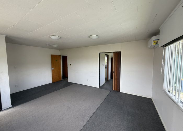  at 190 Universal Drive, Henderson, Waitakere City, Auckland