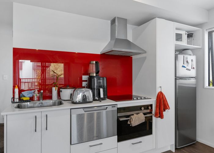  at 4/17 Bunyan Street, Waltham, Christchurch