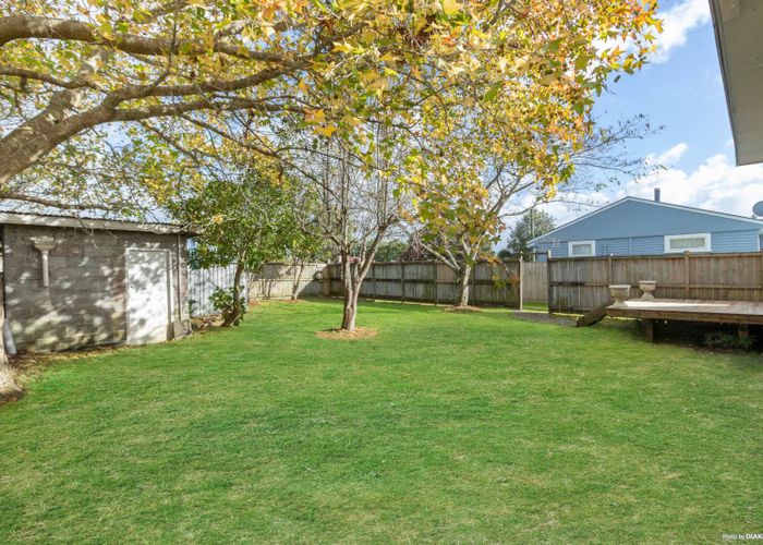  at 18 Woodglen Road, Glen Eden, Auckland