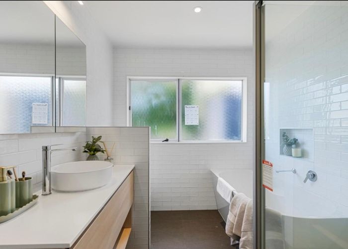  at 16 Whitford Road, Howick, Manukau City, Auckland