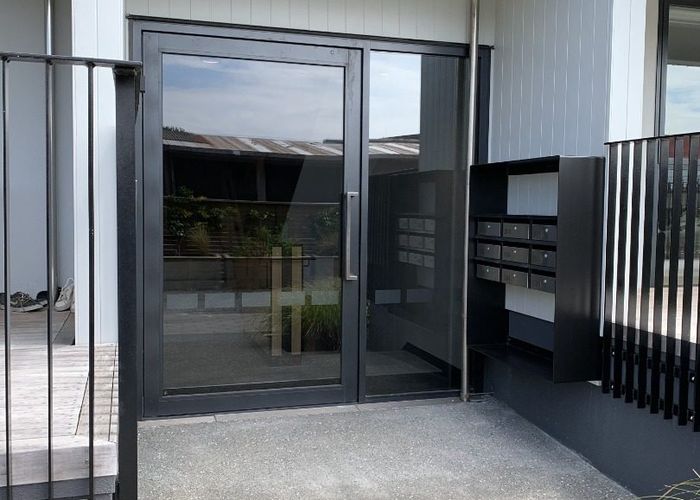  at 204/987 Mount Eden Road, Three Kings, Auckland