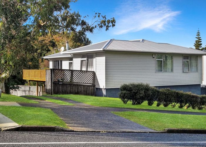  at 202 Dowse Drive, Maungaraki, Lower Hutt, Wellington