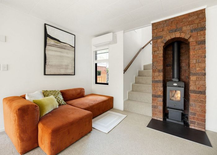  at 2 Byron Street, Cambridge, Waipa, Waikato