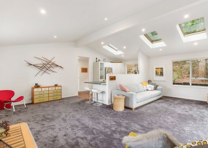  at 58 Laingholm Dr, Laingholm, Waitakere City, Auckland