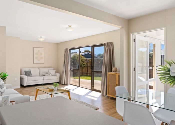  at 2/30 Celia Street, Redcliffs, Christchurch City, Canterbury