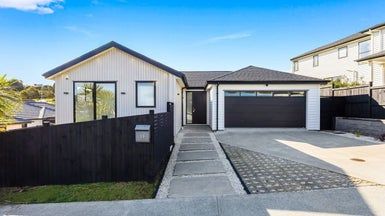  at 13 Franheim Crescent, Orewa