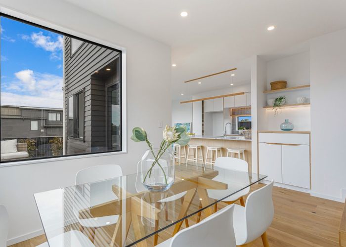 at 5 Makumaku Place, Long Bay, Auckland