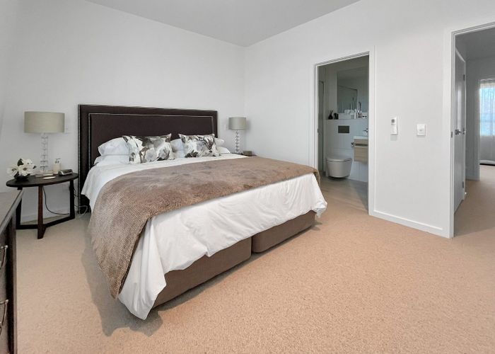  at 2/245 Kepa Road, Mission Bay, Auckland
