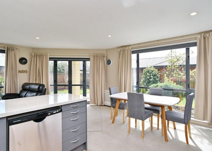  at 27 Coolspring Way, Redwood, Christchurch