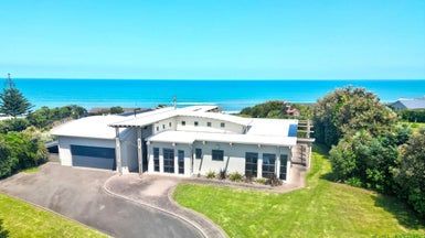  at 31 Longbeach Drive, Castlecliff, Whanganui