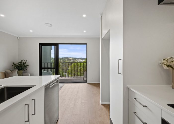  at 5/1 Parapara Place, Albany, North Shore City, Auckland