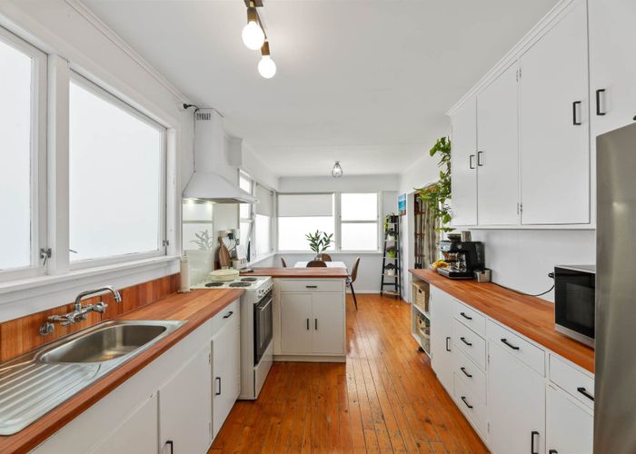  at 8 Karina Crescent, Redwoodtown, Blenheim