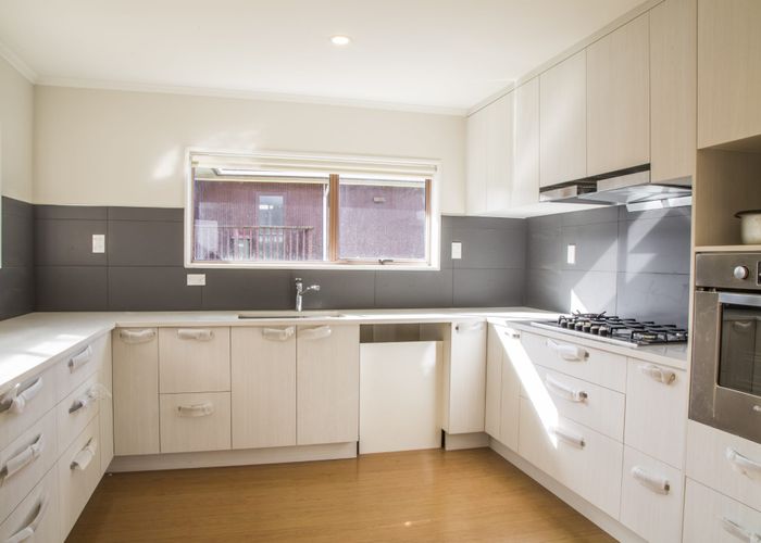  at 93 Chelsea View Drive, Chatswood, North Shore City, Auckland