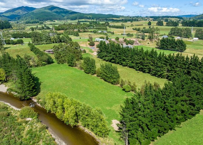 For sale 64C Waterworks Road, Kaitoke, Upper Hutt, Wellington homes