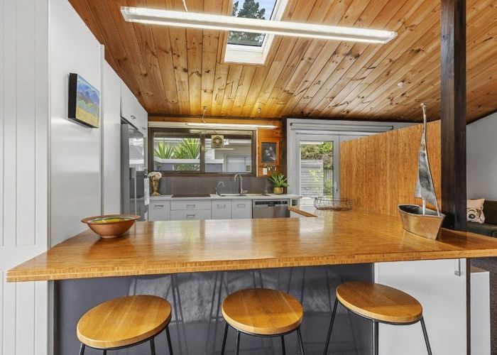  at 16 Apple Terrace, Ranui Heights, Porirua, Wellington