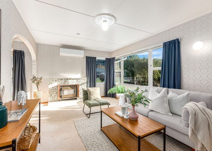  at 30 Karamu Crescent, Wainuiomata, Lower Hutt, Wellington