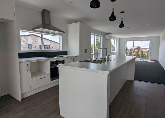  at 7 John Main Drive, Drury, Papakura, Auckland