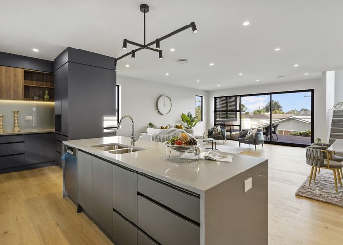 at 837D Manukau Road, Royal Oak, Auckland