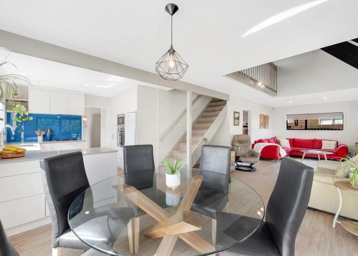  at 169 Gills Road, Half Moon Bay, Auckland