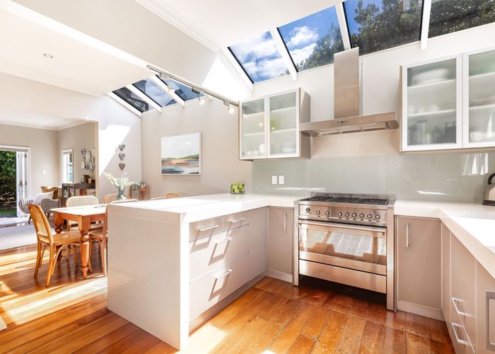  at 20 Tuatoru Street, Eastbourne, Lower Hutt, Wellington