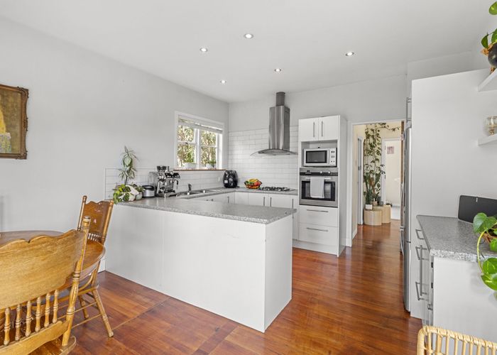  at 24 Huntingtree Avenue, Sandringham, Auckland