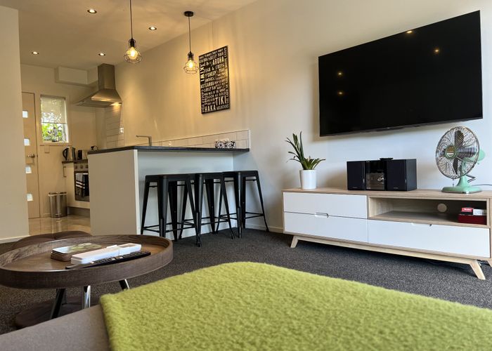  at 2/10a Wilkinson Road, Ellerslie, Auckland City, Auckland