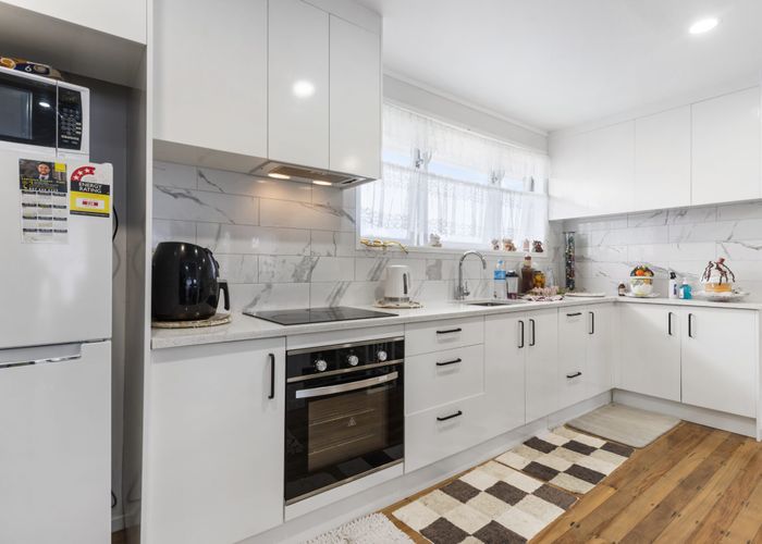  at 76 Blake Road, Mangere East, Manukau City, Auckland