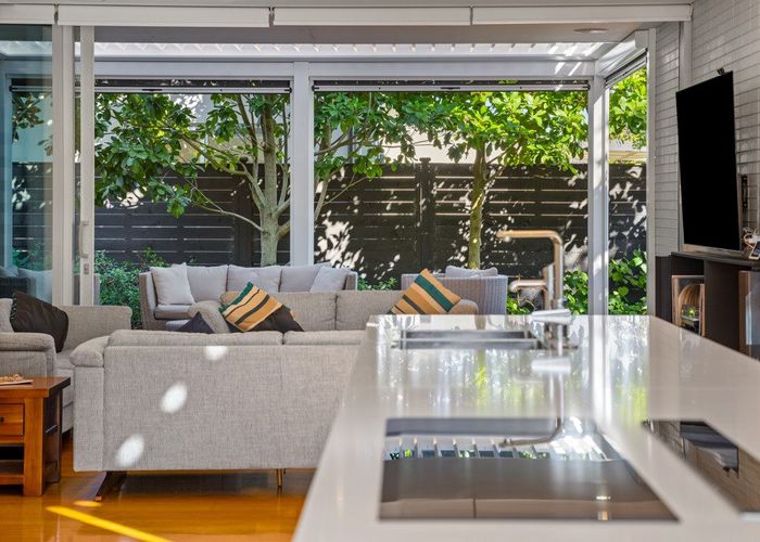  at 5 Lombardia Way, Karaka, Franklin, Auckland