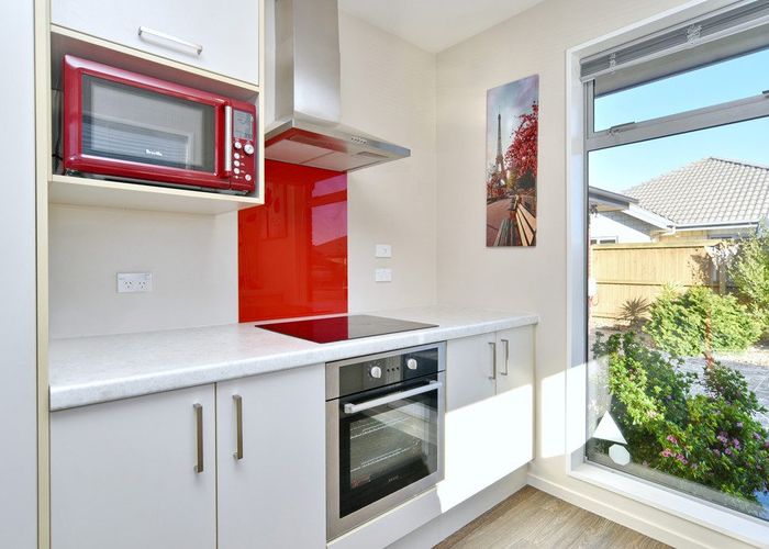  at 6 St Florian Place, Woolston, Christchurch City, Canterbury