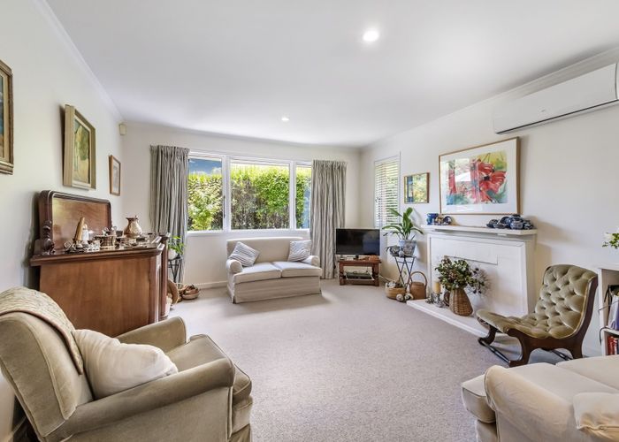  at 2/188 Clyde Road, Burnside, Christchurch