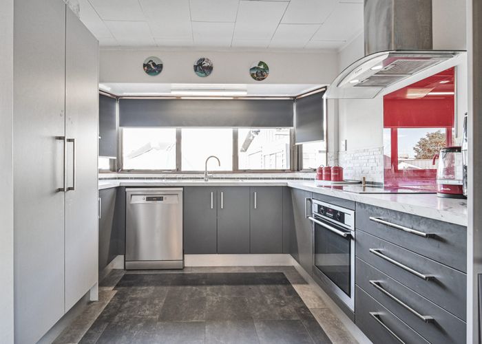  at 5 Nicholson Street, Mayfair, Hastings