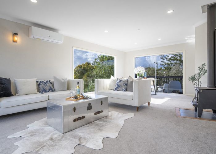  at 16 Glamorgan Drive, Torbay, North Shore City, Auckland
