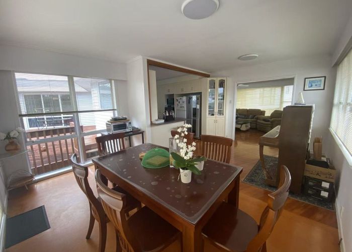  at 2G Lynbrooke Avenue, Blockhouse Bay, Auckland City, Auckland