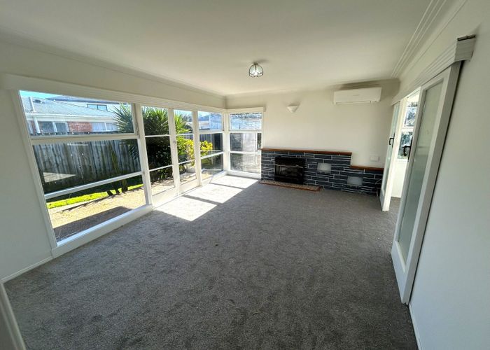 at 6  Dolphin Street, Pakuranga, Manukau City, Auckland