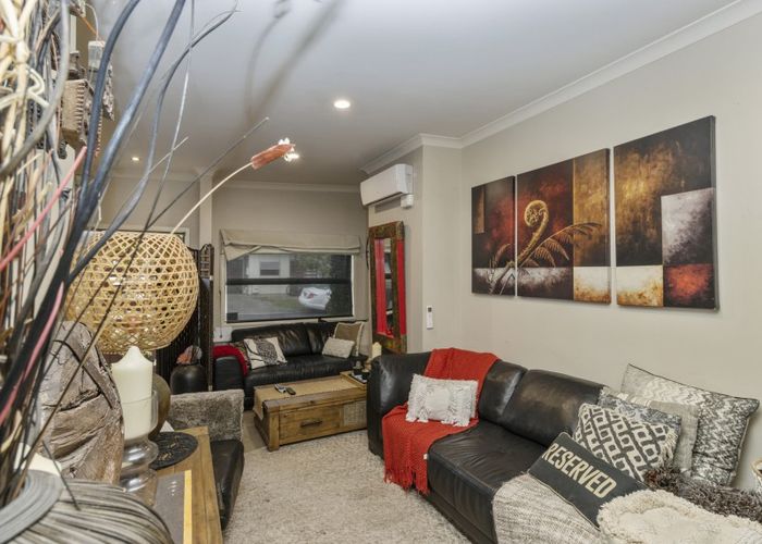  at 33/46 Peachgrove Road, Hamilton East, Hamilton