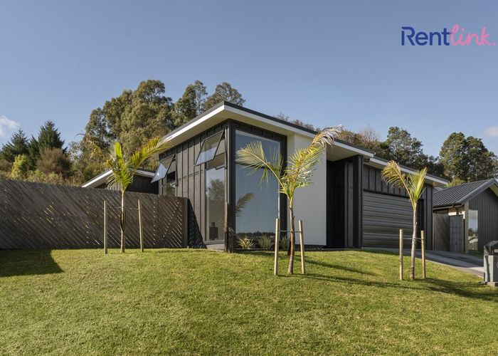  at 39 Pakanga Grove, Pyes Pa, Tauranga, Bay Of Plenty