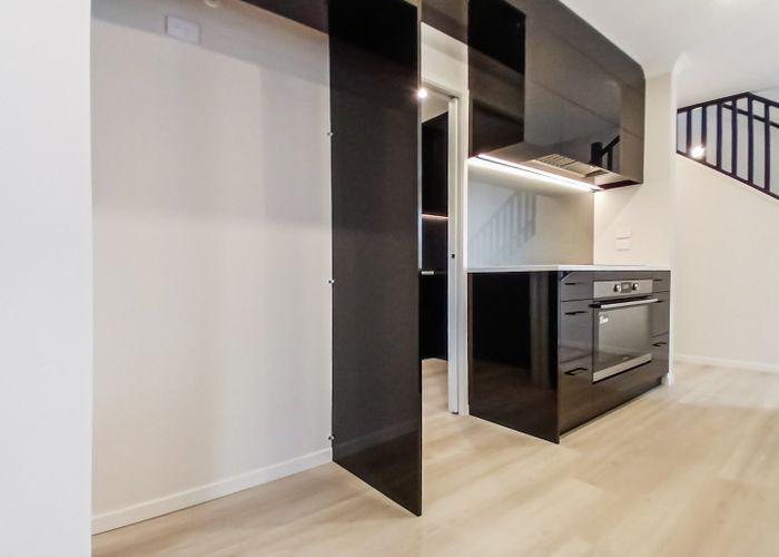  at 6B Dennis Road, Papatoetoe, Manukau City, Auckland