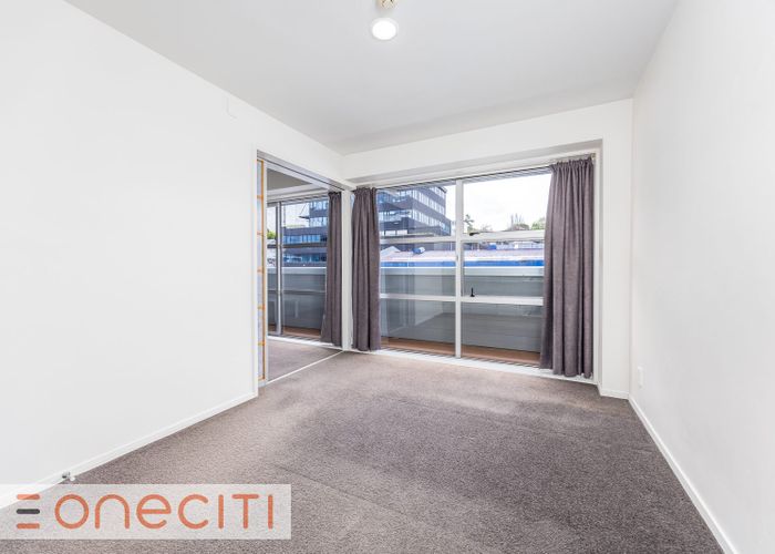  at 17/8 Clayton Street, Newmarket, Auckland
