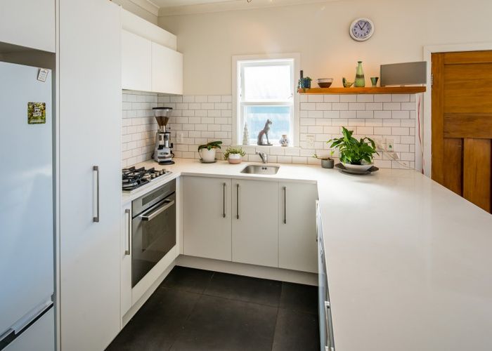  at 78 Lyall Parade, Lyall Bay, Wellington