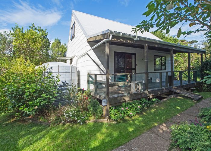  at 25 Valley Road, Omiha, Waiheke Island