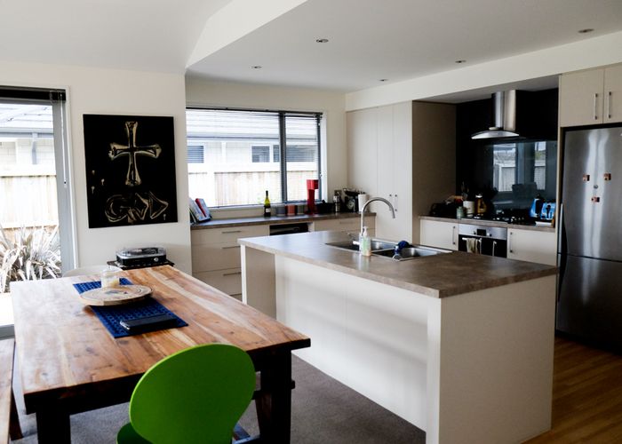  at 4 Gamblins Road, Saint Martins, Christchurch