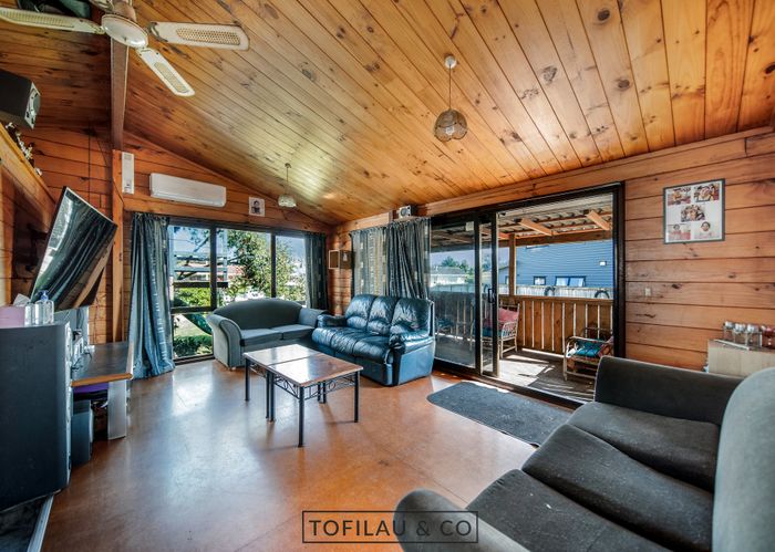  at 7 Chelburn Crescent, Mangere East, Auckland