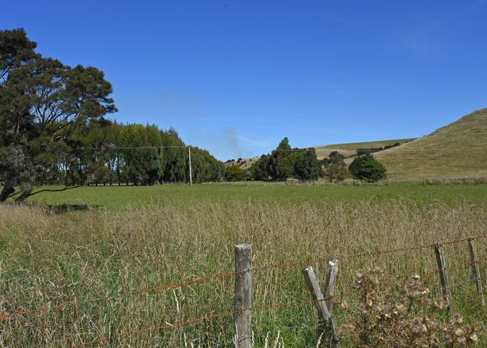  at 752A Ponatahi Road, Carterton