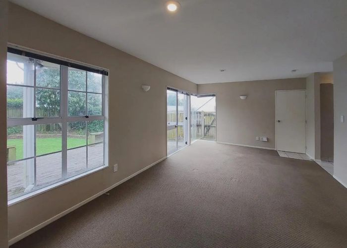  at 2/163 Whitford Road, Somerville, Manukau City, Auckland