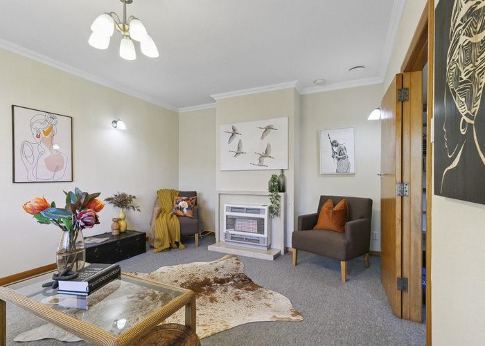  at 1 Melrose Road, Island Bay, Wellington