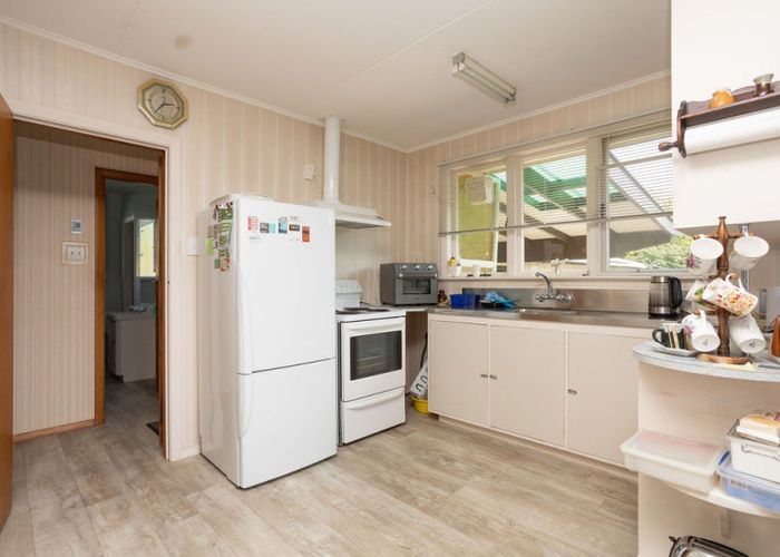  at 82 Gordon Street, Dannevirke